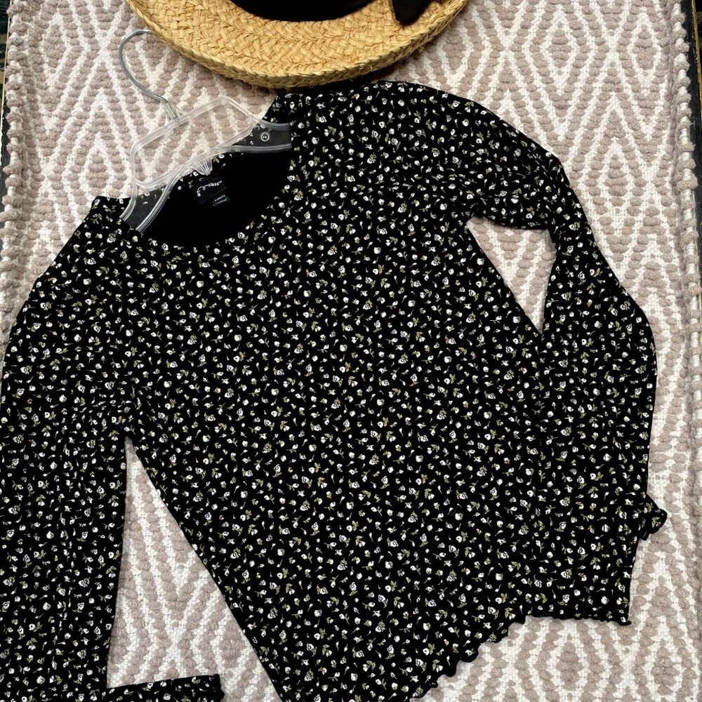Nice Long Sleeve Black Shirt with White Flowers